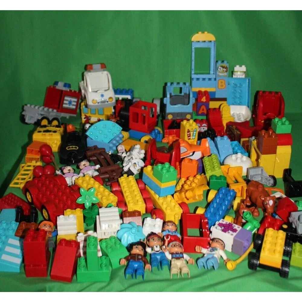 Over 160 pieces Lego Disney Mickey Mouse Club House Diego Parts Vehicles Animals